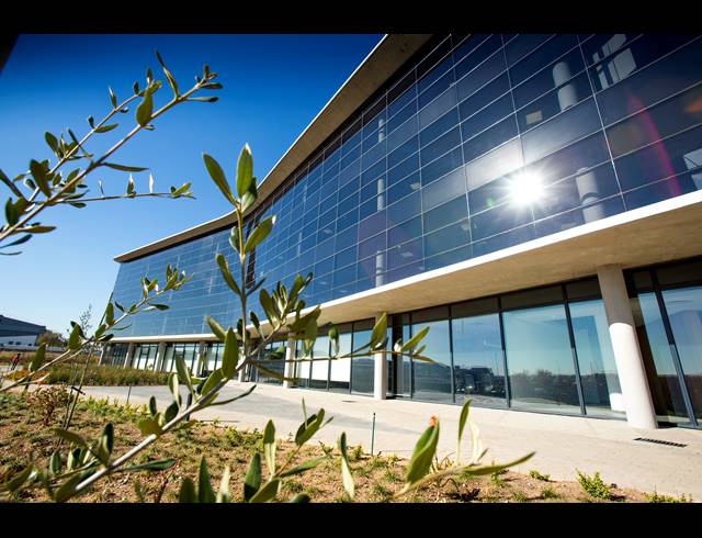 2,495M² OFFICE TO LET IN NOORDWYK